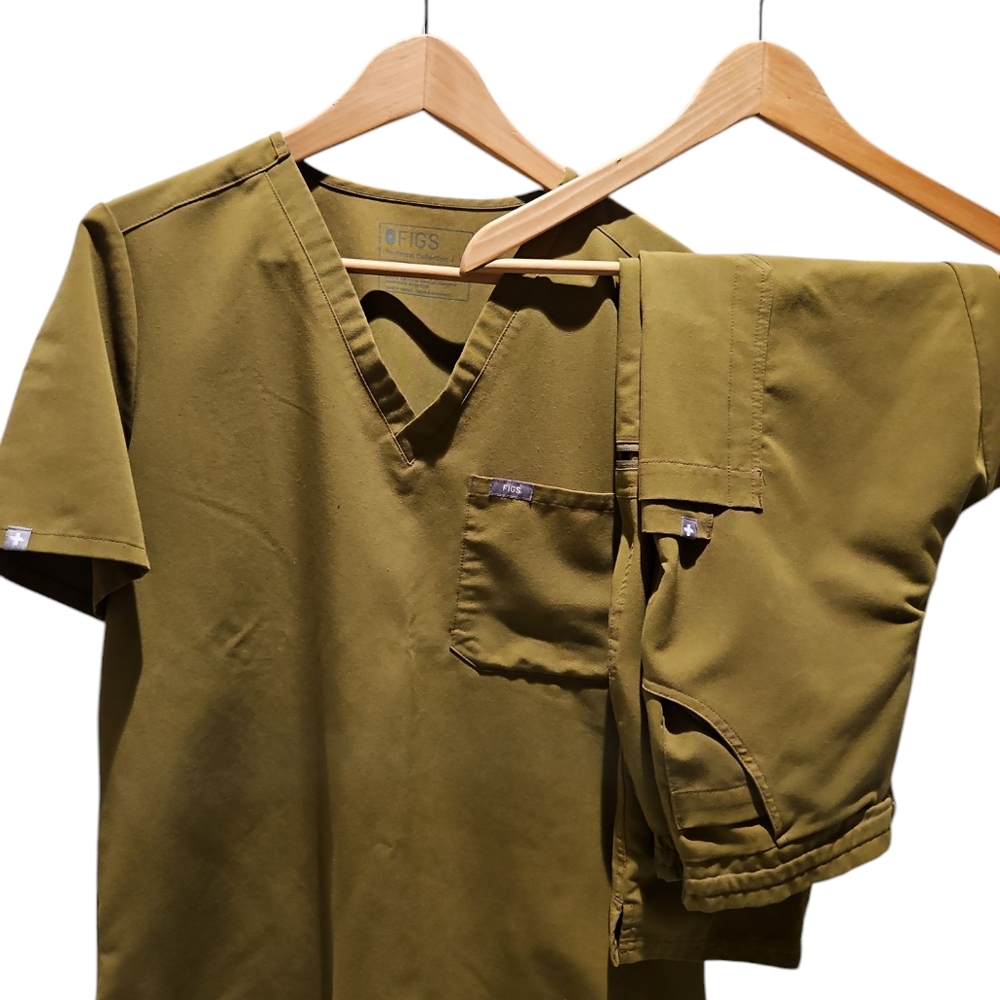Figs Olive Green Scrub Set